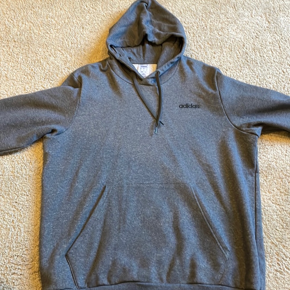 Adidas Sweatshirt